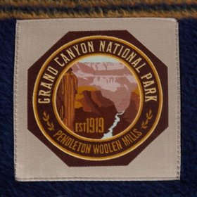 Pendleton Grand Canyon National Park Pillow Dog Bed w/Removable Cover