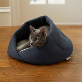 Frisco Wrap Bed Cat & Dog Covered Bed